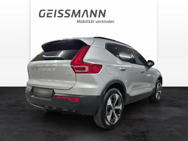 Volvo XC40 2.0 B4 MH Plus Dark