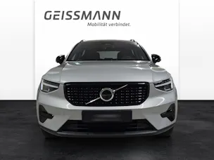 Volvo XC40 2.0 B4 MH Plus Dark
