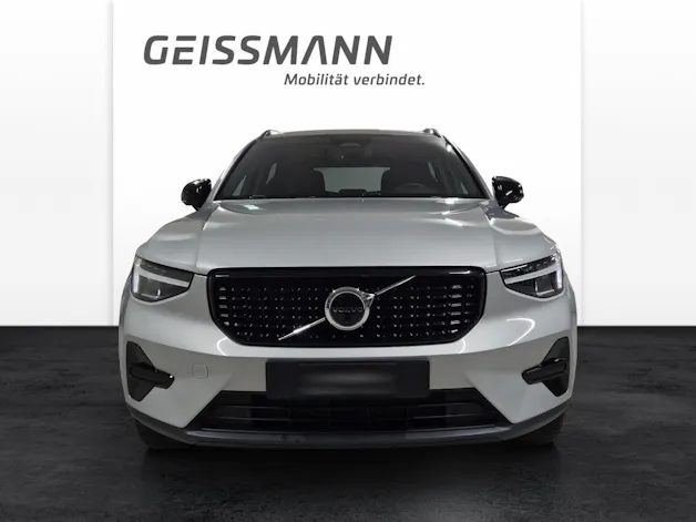 Volvo XC40 2.0 B4 MH Plus Dark