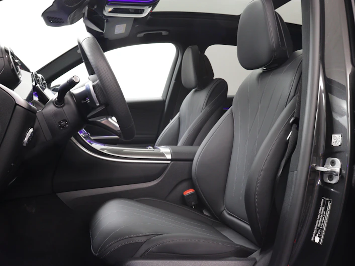 Fahrzeugbild MERCEDES-BENZ GLC 220