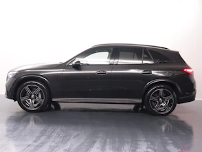 Fahrzeugbild MERCEDES-BENZ GLC 220 d AMG Line 4matic