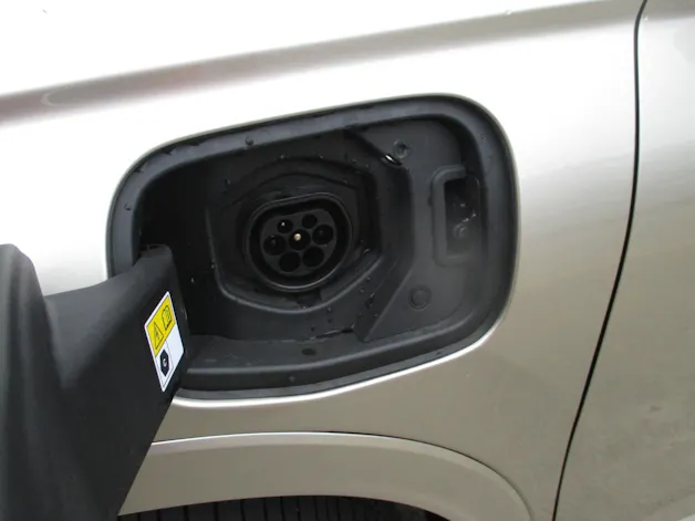 Honda CR-V 2.0 i-MMD Plug-in Hybrid Advance Tech 2WD - mit Aktionsleasing 1.9% und 8 Jahren Garantie!