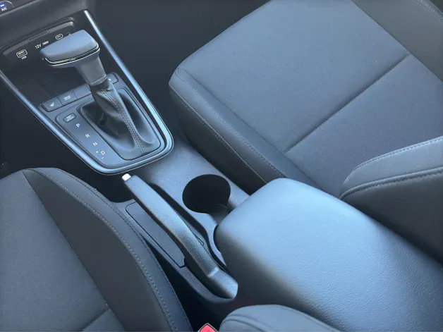 Hyundai i20 1.0 T-GDi Amplia Safety-Pack
