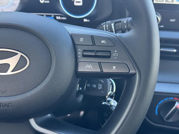 Hyundai i20 1.0 T-GDi Amplia Safety-Pack