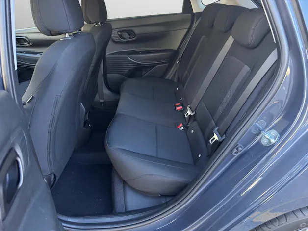 Hyundai i20 1.0 T-GDi Amplia Safety-Pack