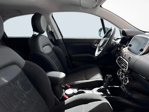 https://vehicle.imgix.net/4231013/806b9a46-9a1e-43fb-803c-f07a3a362162.jpg