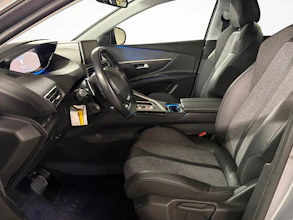 https://vehicle.imgix.net/4231037/0b150b04-a094-4e79-a7ea-2800e359953f.jpg