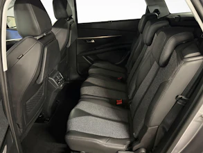 https://vehicle.imgix.net/4231037/2c54dbf1-292e-47c7-a131-6864a70eceee.jpg