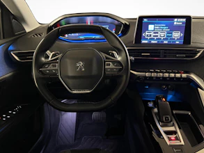 https://vehicle.imgix.net/4231037/337ea517-ef87-4c80-a8fc-2d1ba74ca075.jpg