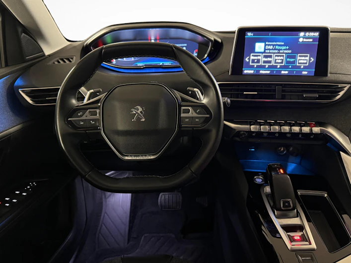 Fahrzeugbild PEUGEOT 5008