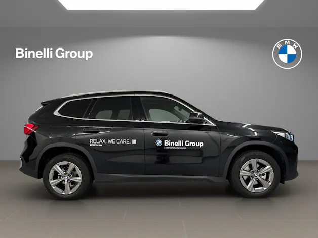 BMW X1 18i sDrive paddles