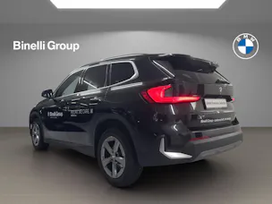 BMW X1 18i sDrive paddles