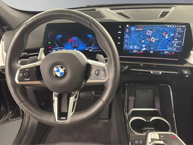 BMW X1 18i sDrive paddles