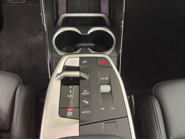 BMW X1 18i sDrive paddles