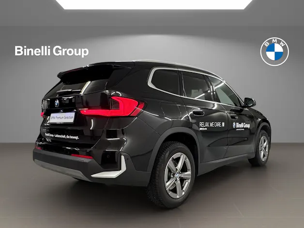 BMW X1 18i sDrive paddles