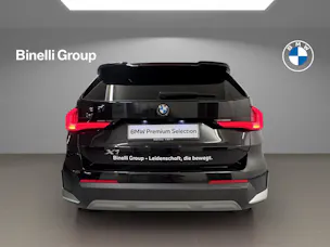 BMW X1 18i sDrive paddles