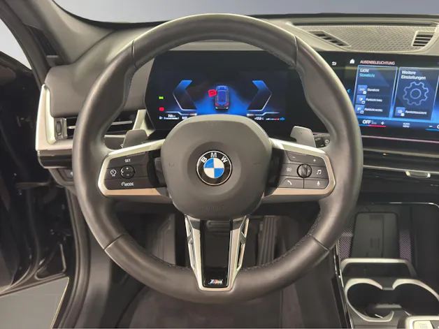 BMW X1 18i sDrive paddles