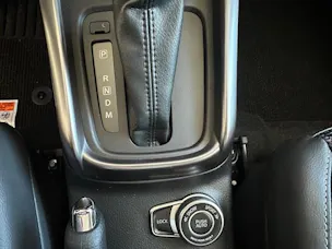 Suzuki S-Cross 1.4 T Sakura Top Hybrid 4x4