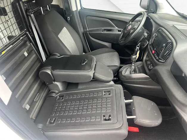 Fiat Doblo Cargo L1 1.6 JTD 90 Swiss