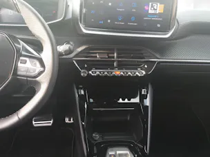 Peugeot 208 e-GT
