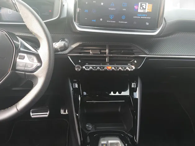 Peugeot 208 e-GT
