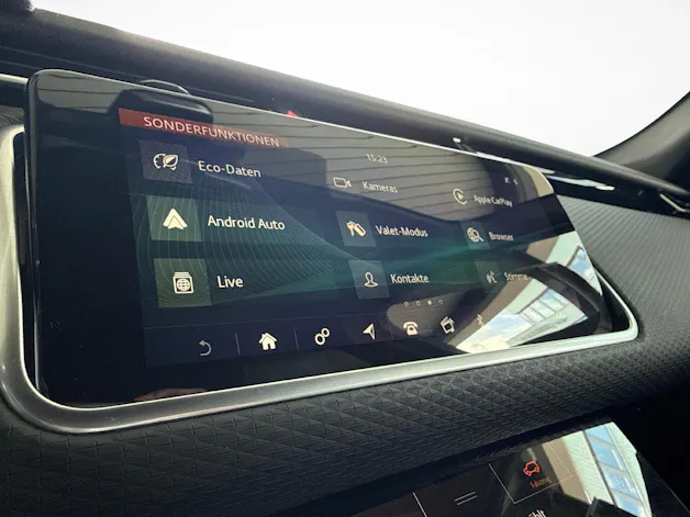 Land Rover Range Rover Velar 3.0 D 300 R-Dynamic S ab grosser Service
