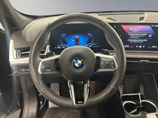 BMW X1 20d xDrive paddles