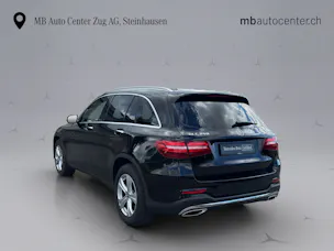 MERCEDES-BENZ GLC 250 AMG Line 4m