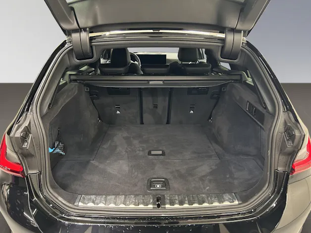 BMW 330d xDrive SAG Touring