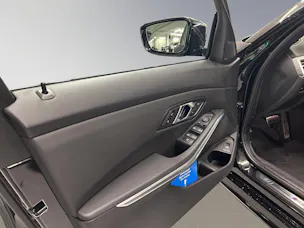 BMW 330d xDrive SAG Touring