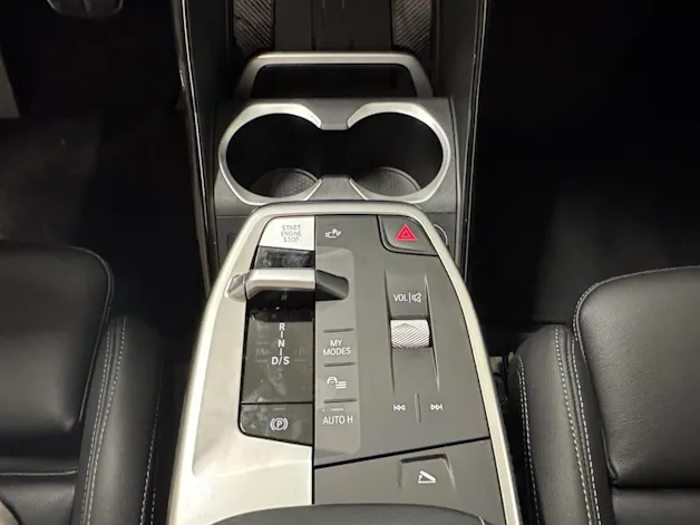 BMW X1 20d xDrive paddles