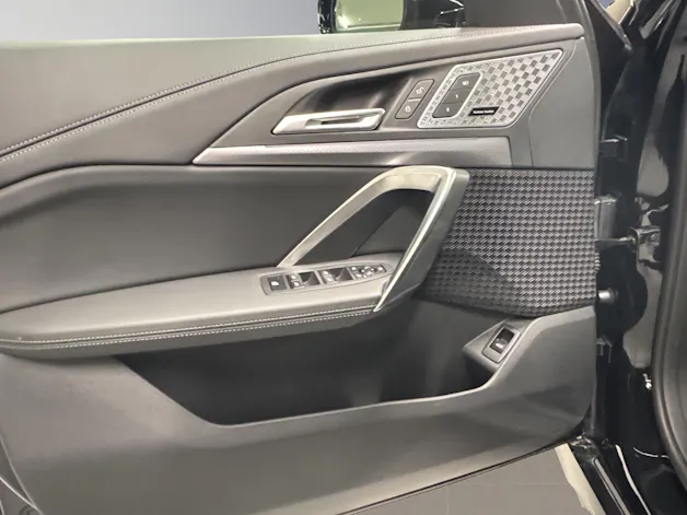 BMW X1 20d xDrive paddles