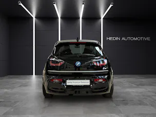 BMW i3 S 120 Ah Attraktiven Leasingzinssatz ab 0.9 % bei Abschluss einer BMW Fahrzeugversicherung.