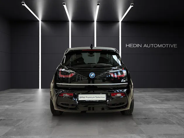 BMW i3 S 120 Ah Attraktiven Leasingzinssatz ab 0.9 % bei Abschluss einer BMW Fahrzeugversicherung.