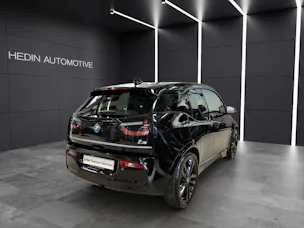 BMW i3 S 120 Ah Attraktiven Leasingzinssatz ab 0.9 % bei Abschluss einer BMW Fahrzeugversicherung.