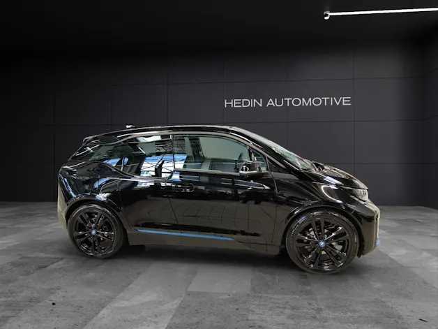 BMW i3 S 120 Ah Attraktiven Leasingzinssatz ab 0.9 % bei Abschluss einer BMW Fahrzeugversicherung.