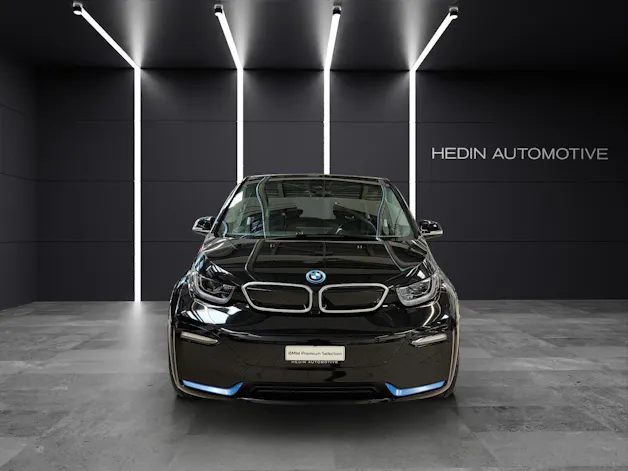 BMW i3 S 120 Ah Attraktiven Leasingzinssatz ab 0.9 % bei Abschluss einer BMW Fahrzeugversicherung.