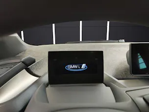 BMW i3 S 120 Ah Attraktiven Leasingzinssatz ab 0.9 % bei Abschluss einer BMW Fahrzeugversicherung.