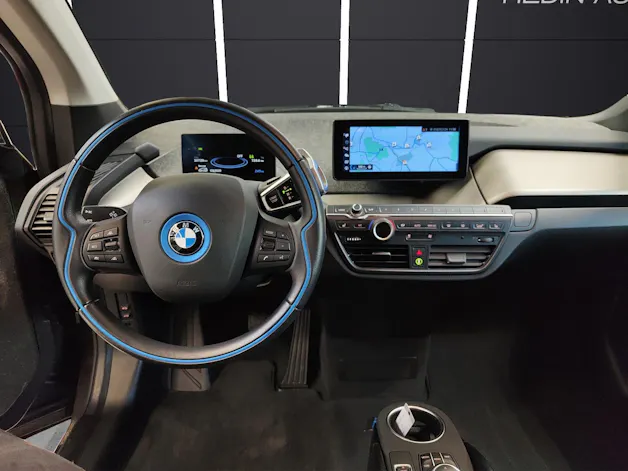BMW i3 S 120 Ah Attraktiven Leasingzinssatz ab 0.9 % bei Abschluss einer BMW Fahrzeugversicherung.