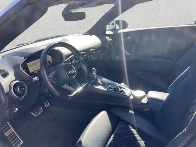Audi TT Roadster 2.0 TFSI quattro S-Tronic