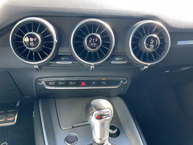 Audi TT Roadster 2.0 TFSI quattro S-Tronic