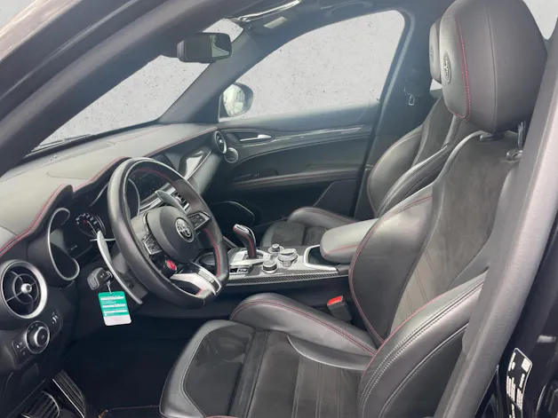 Alfa Romeo Stelvio 2.9 V6 Biturbo Q4 Quadrifoglio