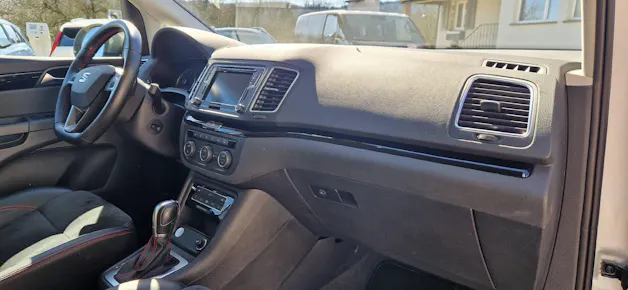 SEAT Alhambra 1.4 TSI Swiss FR DSG S/S 7P