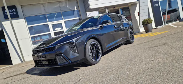 Kia K4 1.6 T-GDi GT-Line +