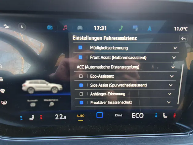 VW Touareg 3.0 TDI 286PS R-Line Tiptronicmit 5 Jahre 100tkm VW Werksgarantie