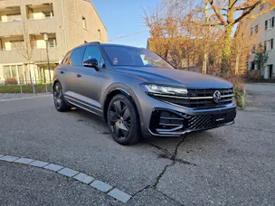 VW Touareg 3.0 TDI 286PS R-Line Tiptronicmit 5 Jahre 100tkm VW Werksgarantie