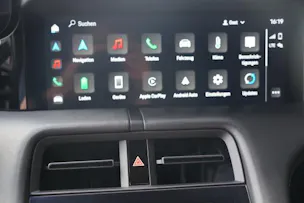 Porsche Taycan 4 Cross Turismo 4