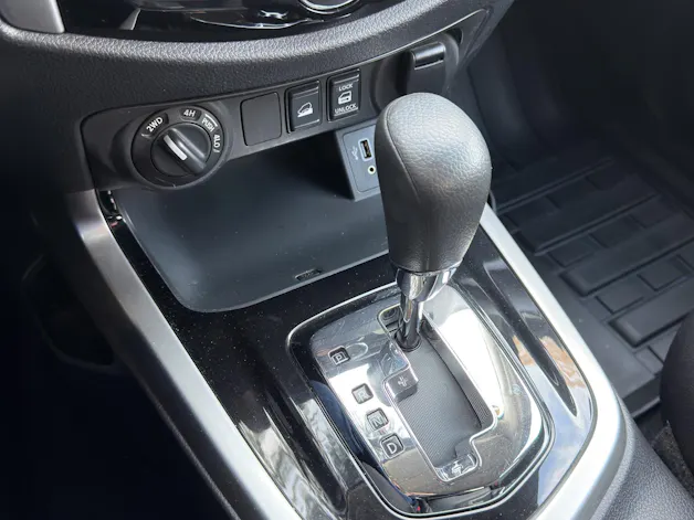 Nissan Navara Double Cab N-Connecta 2.3 dCi 4WD
