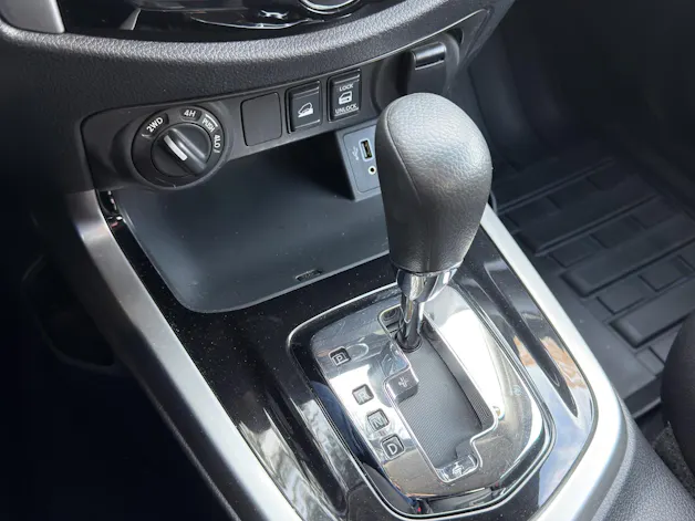 Nissan Navara Double Cab N-Connecta 2.3 dCi 4WD