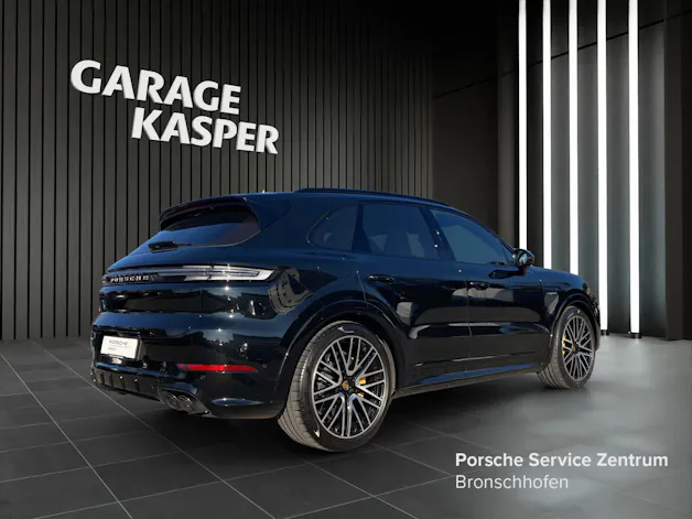 Porsche Cayenne 4.0 V8 Turbo E-Hybrid